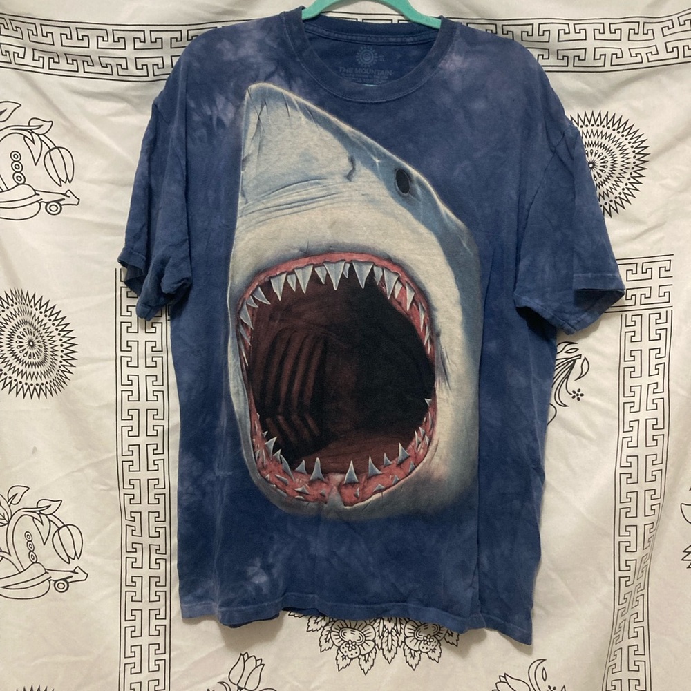 Shark Graphic The Mountain T-Shirt